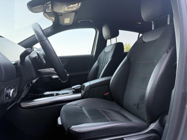 MERCEDES-BENZ GLA 200 d AMG Line  GLA 200 d AMG Line