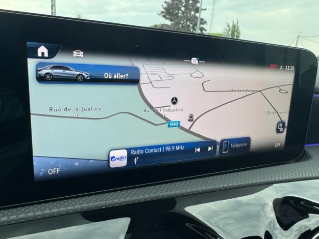 MERCEDES-BENZ A 200 Berline - Toit ouvrant - Burmester - Affichage tête haute AMG Line 