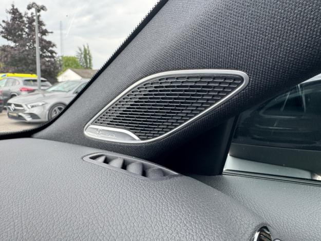 MERCEDES-BENZ A 200 Berline - Toit ouvrant - Burmester - Affichage tête haute AMG Line 