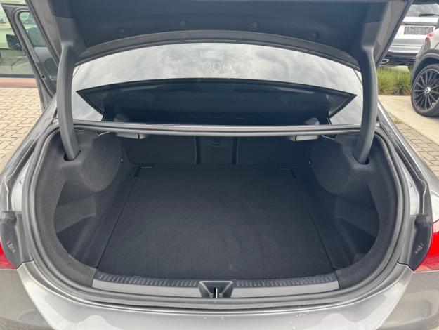 MERCEDES-BENZ A 200 Berline - Toit ouvrant - Burmester - Affichage tête haute AMG Line 