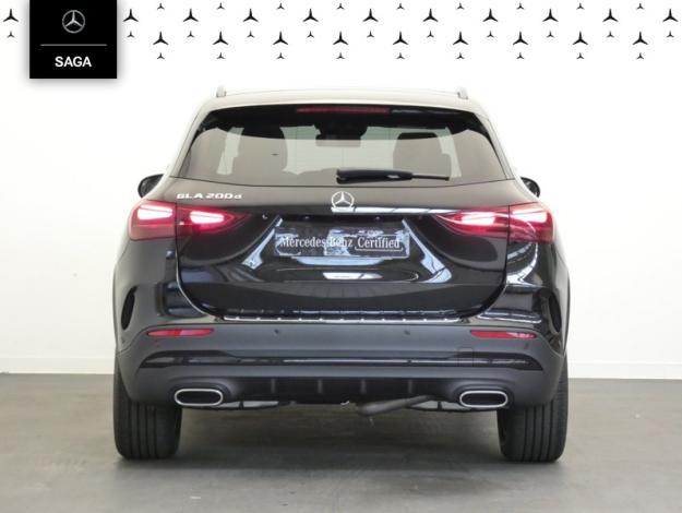 MERCEDES-BENZ GLA 200 d AMG Line  GLA 200 d AMG Line