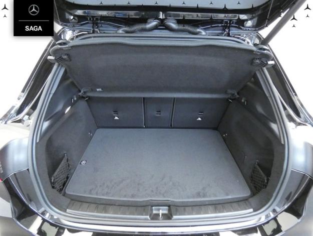 MERCEDES-BENZ GLA 200 d AMG Line  GLA 200 d AMG Line