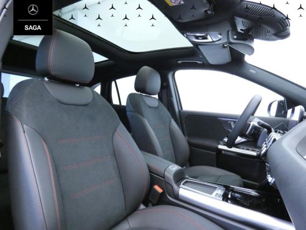 MERCEDES-BENZ GLA 200 d AMG Line  GLA 200 d AMG Line