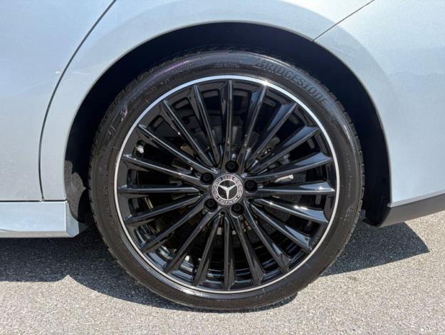 MERCEDES-BENZ CLA-Klasse CLA 200 Shooting Brake