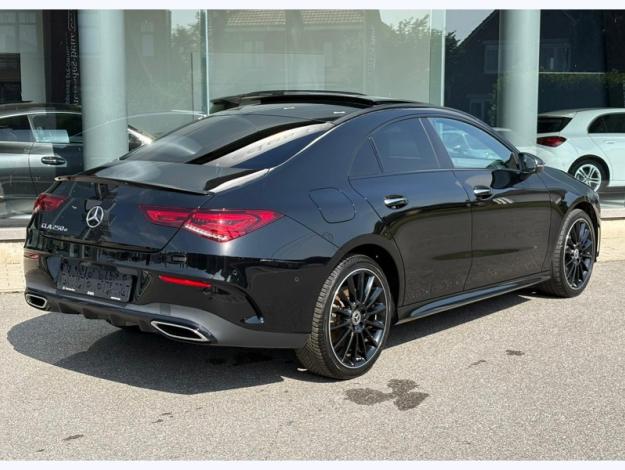MERCEDES-BENZ CLA 250 e Coupé AMG Pack Night Pano Burmester  