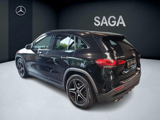 MERCEDES-BENZ GLA 200 d AMG Line  