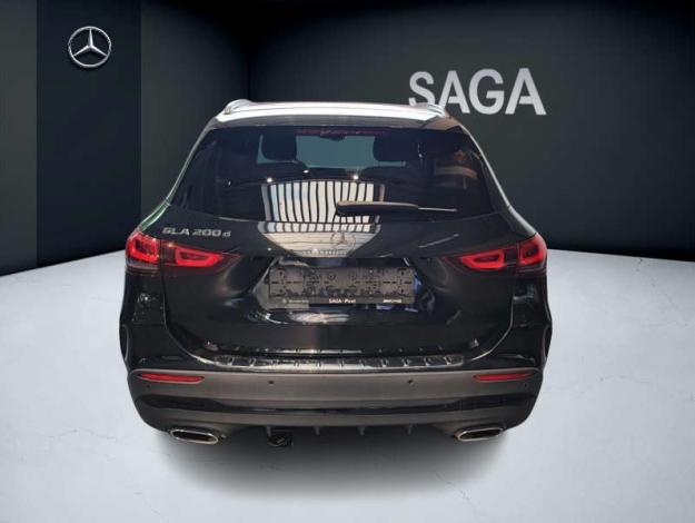 MERCEDES-BENZ GLA 200 d AMG Line  