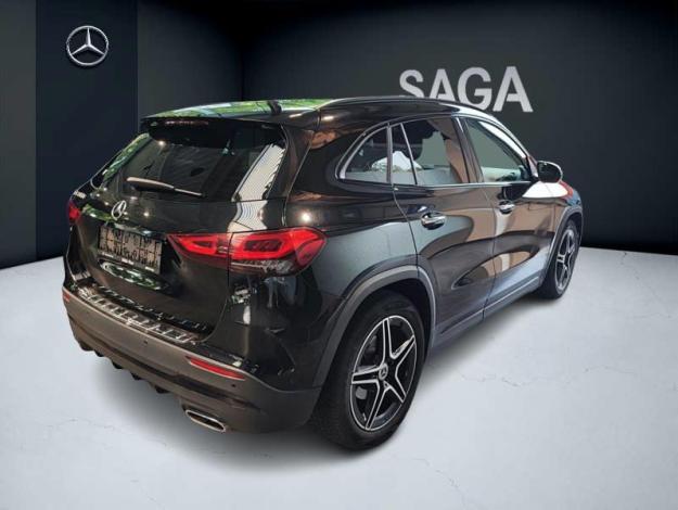 MERCEDES-BENZ GLA 200 d AMG Line  