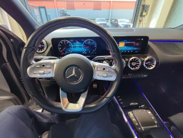 MERCEDES-BENZ GLA 200 d AMG Line  