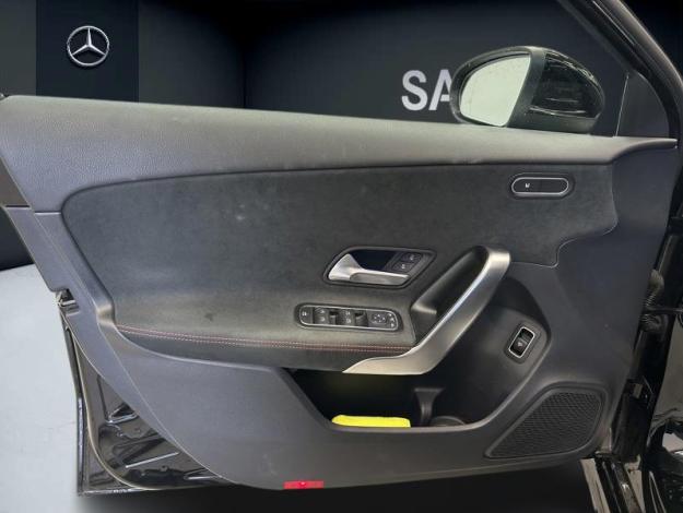 MERCEDES-BENZ A 180 Berline Pack AMG  