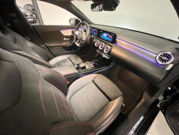 MERCEDES-BENZ EQA 250 AMG Line  