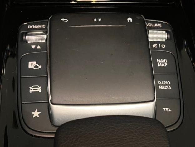 MERCEDES-BENZ EQA 250 AMG Line  