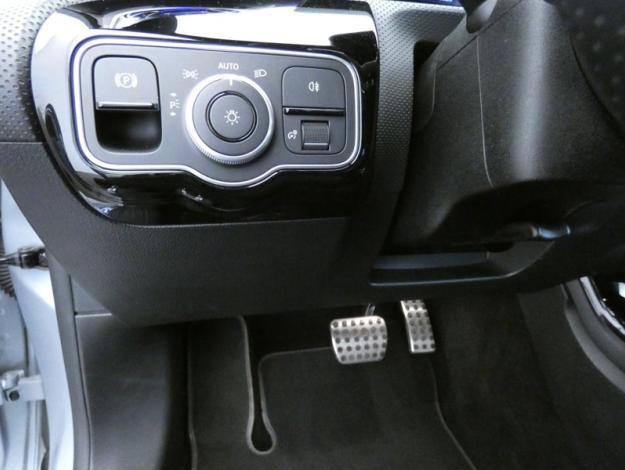 MERCEDES-BENZ Classe A 180 AMG Line  