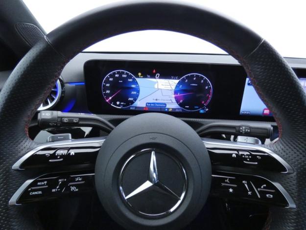 MERCEDES-BENZ Classe A 180 AMG Line  