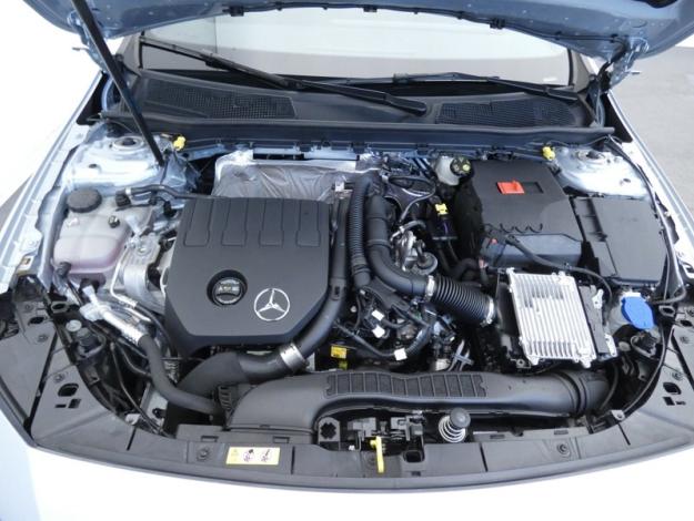 MERCEDES-BENZ Classe A 180 AMG Line  