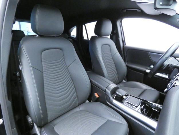 MERCEDES-BENZ GLA 250 e Progressive Line  GLA 250 e Progressive Line