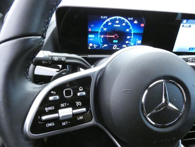 MERCEDES-BENZ GLA 250 e Progressive Line  GLA 250 e Progressive Line