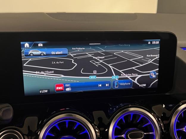 MERCEDES-BENZ GLA 200 d AMG Line  