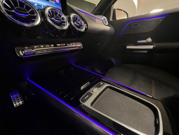 MERCEDES-BENZ GLA 200 d AMG Line  