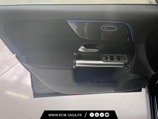 MERCEDES-BENZ GLA 200 d AMG Line  