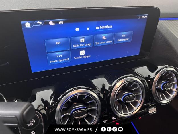 MERCEDES-BENZ GLA 200 d AMG Line  