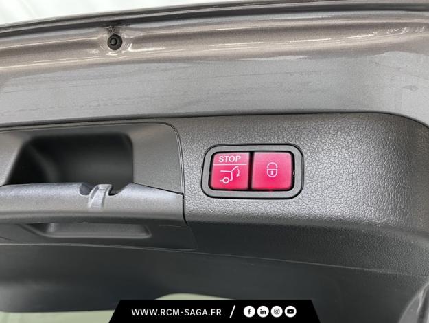 MERCEDES-BENZ GLB 200 d AMG Line  
