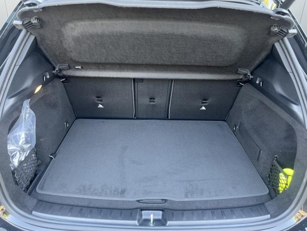 MERCEDES-BENZ GLA 200 d AMG Line  GLA 200 d AMG Line