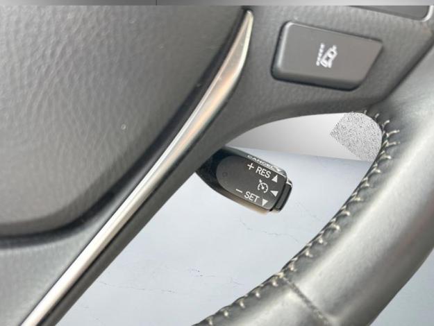 TOYOTA Auris 1.8 HSD 136h COLLECTION  