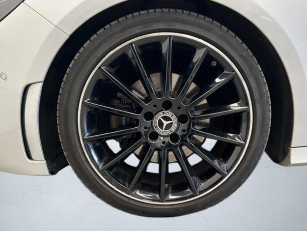MERCEDES-BENZ B 180 d AMG Line  