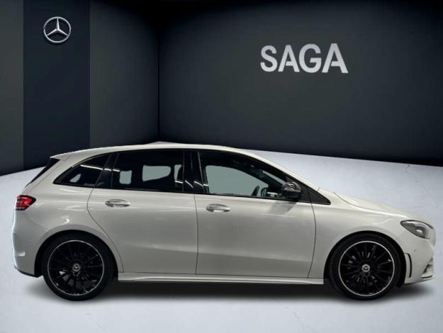 MERCEDES-BENZ B 180 d AMG Line  