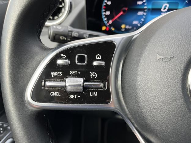 MERCEDES-BENZ GLA 200 d  Business Line  