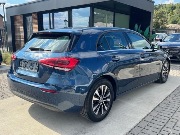 MERCEDES-BENZ A 180 d Business Line  