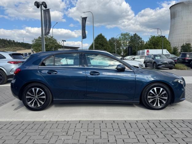 MERCEDES-BENZ A 180 d Business Line  