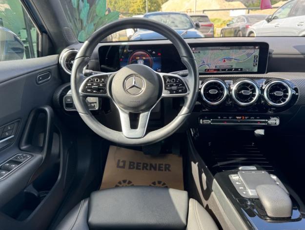 MERCEDES-BENZ A 180 d Business Line  