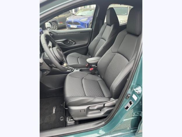 TOYOTA Yaris Hybride Hybride 130h Collection  