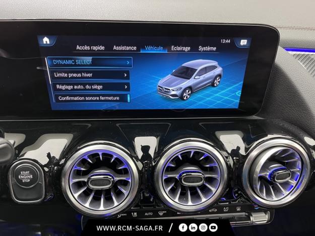 MERCEDES-BENZ GLA 250 e AMG Line  