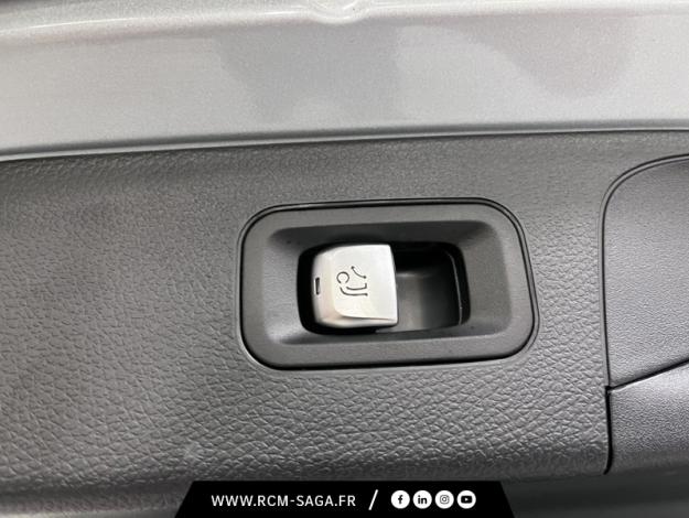 MERCEDES-BENZ GLC SUV GLC 300e 4MATIC SUV AMG Line  
