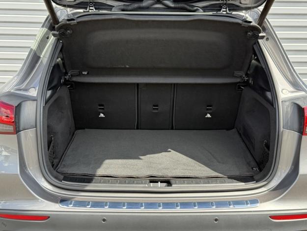 MERCEDES-BENZ GLA 200 d AMG Line  