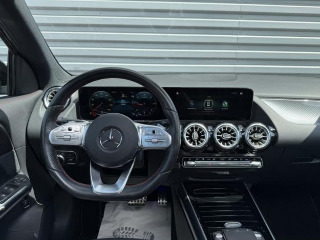 MERCEDES-BENZ GLA 200 d AMG Line  
