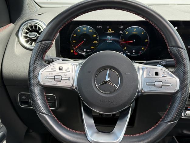 MERCEDES-BENZ GLA 200 d AMG Line  