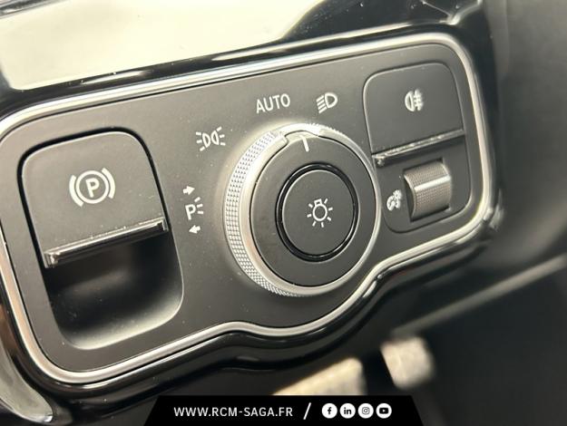 MERCEDES-BENZ Classe A 200 d AMG Line  