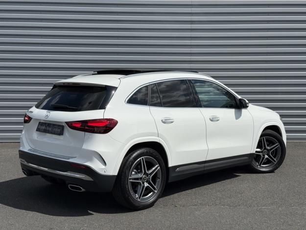 MERCEDES-BENZ GLA 200 d AMG Line  