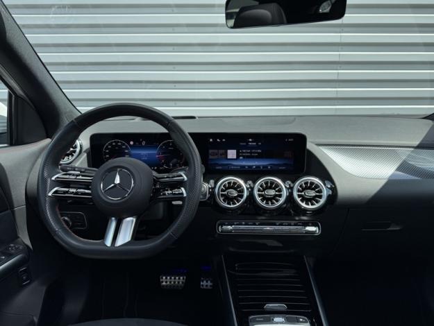 MERCEDES-BENZ GLA 200 d AMG Line  