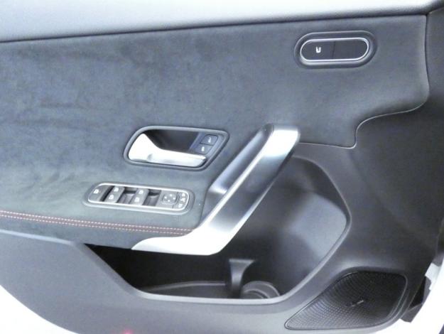MERCEDES-BENZ Classe A 200 d AMG Line  Classe A 200 d AMG Line