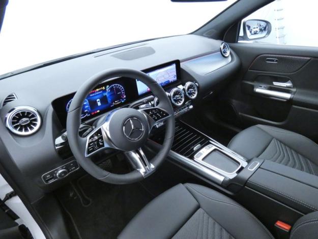MERCEDES-BENZ GLA 250 e Hybrid EQ Business Line  GLA 250 e Hybrid EQ Business Line