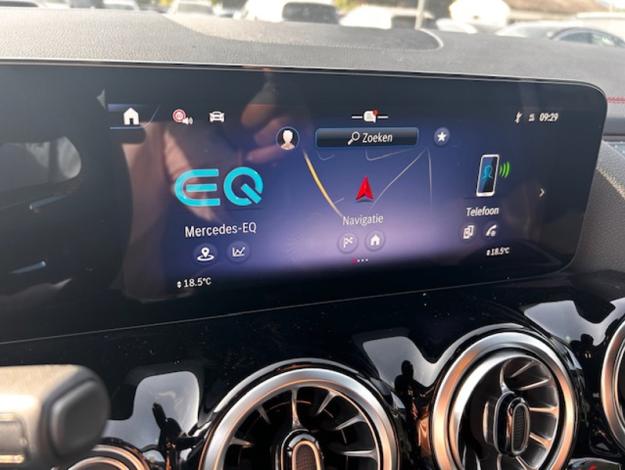 MERCEDES-BENZ EQA EQA 250+ SUV