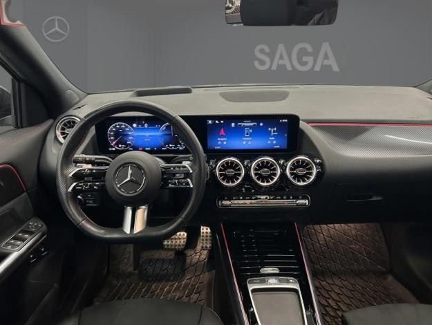 MERCEDES-BENZ GLA 250 e AMG Line  