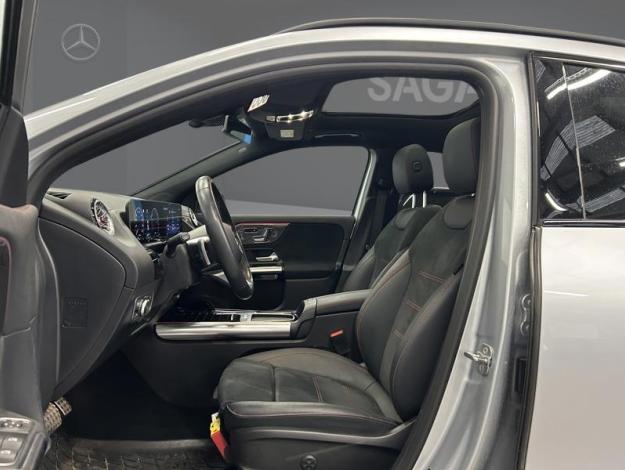 MERCEDES-BENZ GLA 250 e AMG Line  