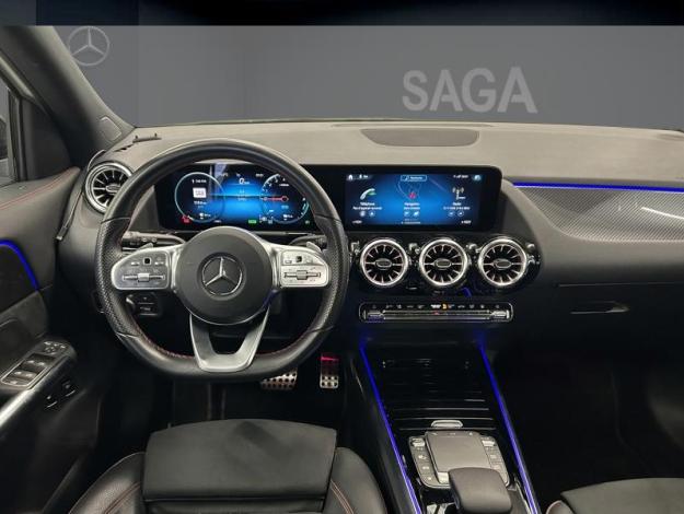 MERCEDES-BENZ GLA 250 e AMG Line  