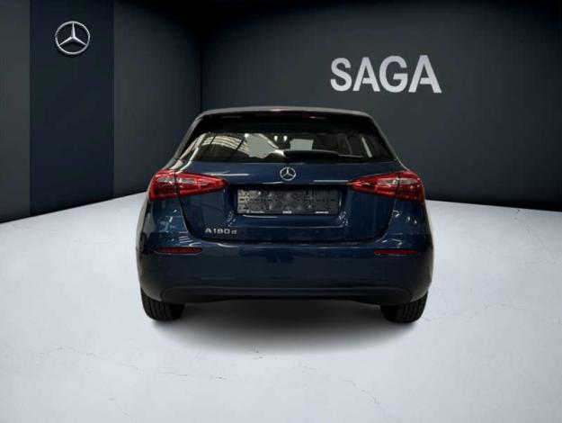 MERCEDES-BENZ A 180 d Style  
